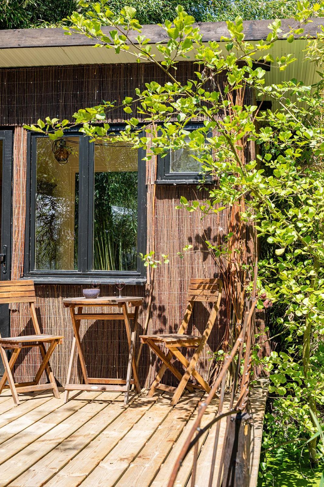 Les Cabanes Des Marais La Madelaine-sous-Montreuil Exterior foto